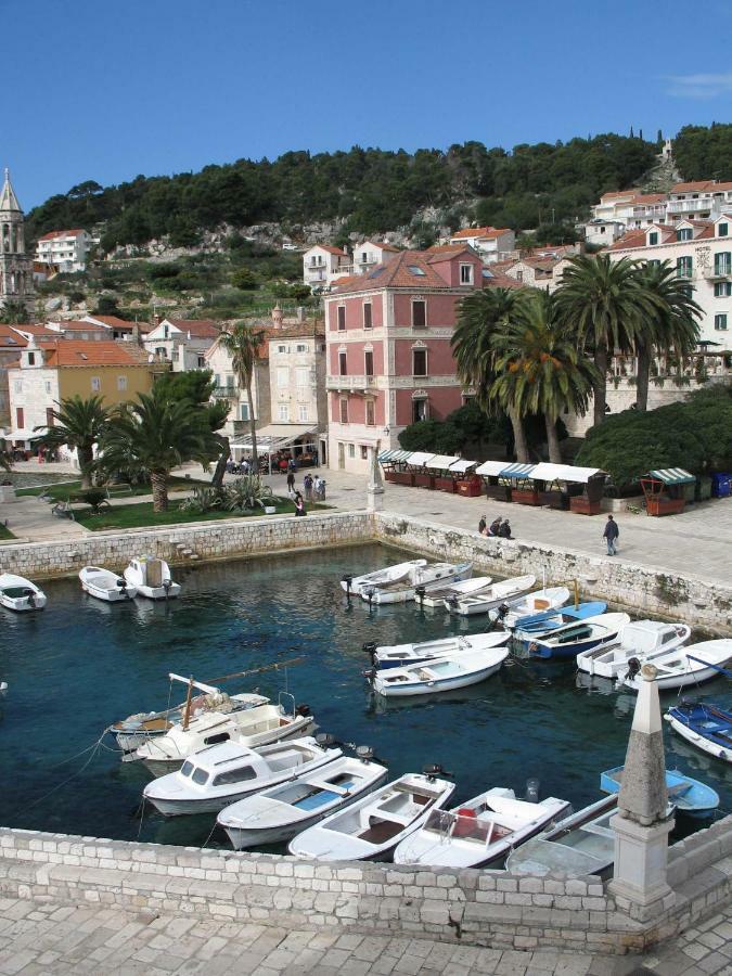 Hvar Attic Modern Design - Town Center With A Great View هفار المظهر الخارجي الصورة